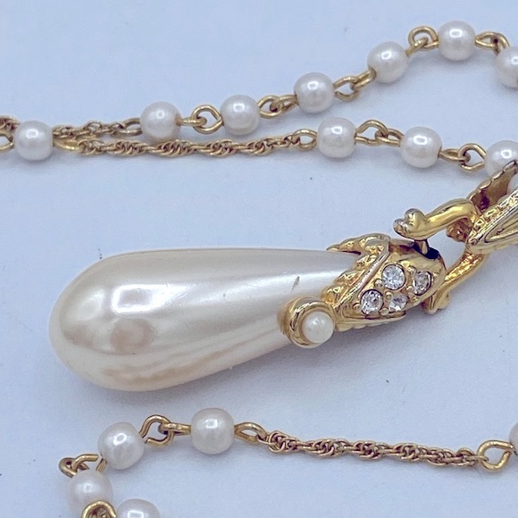 Signed Nolan Miller GoldTone Chain With Faux Pearls And A Pearl Pendant Necklace - Picture 15 of 16
